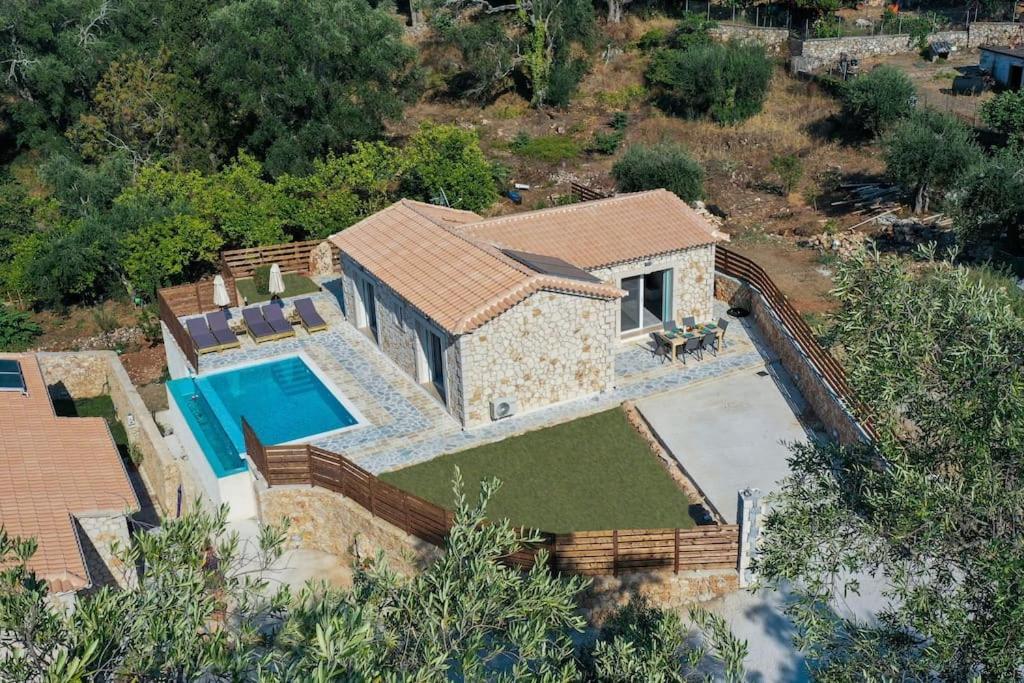 Villa Di Pietra II Liapades Eksteriør bilde